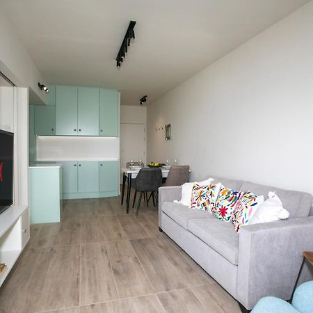 Palmove Luxurious Beachfront Apt Larnaca Luaran gambar