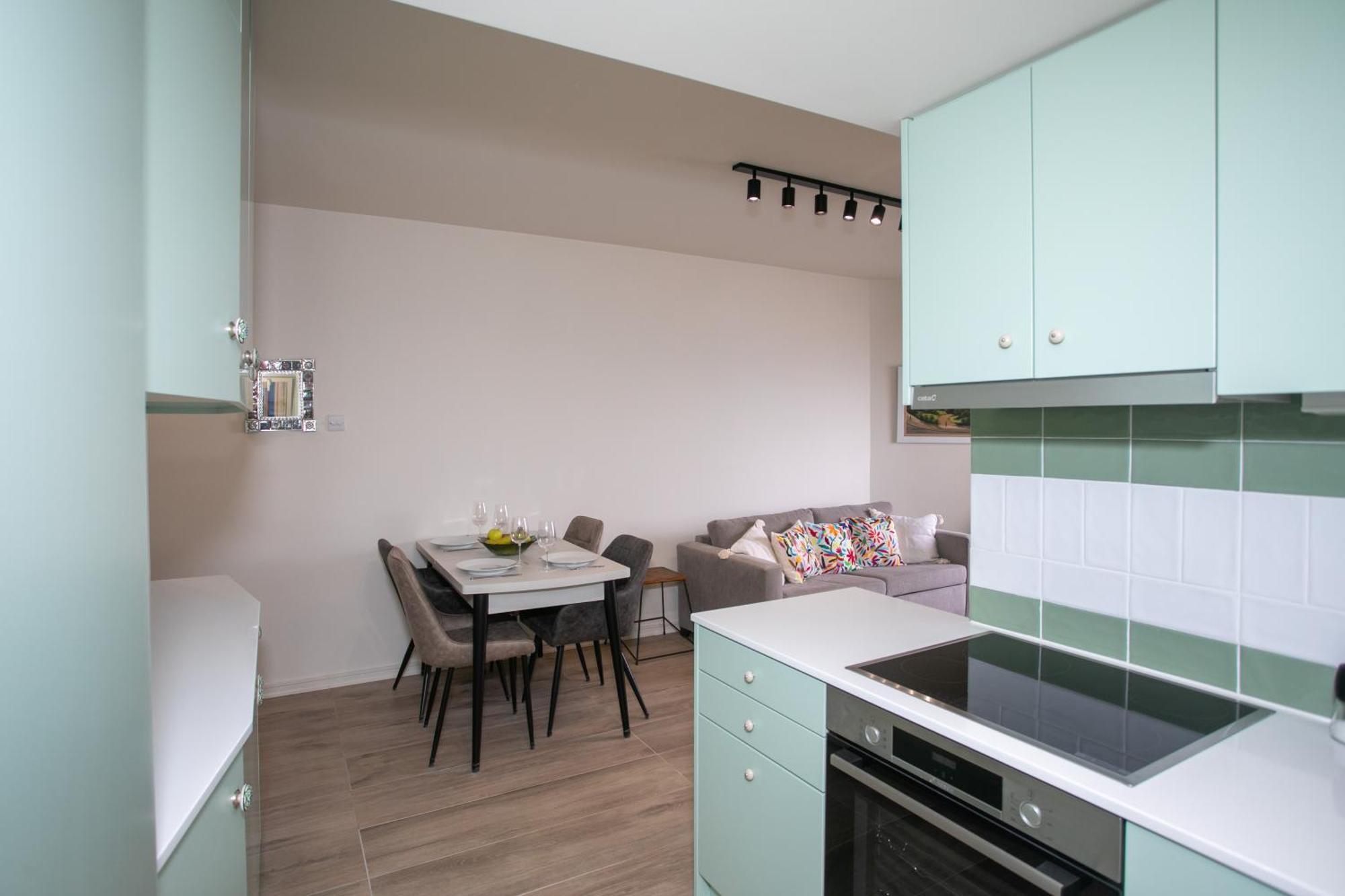 Palmove Luxurious Beachfront Apt Larnaca Luaran gambar